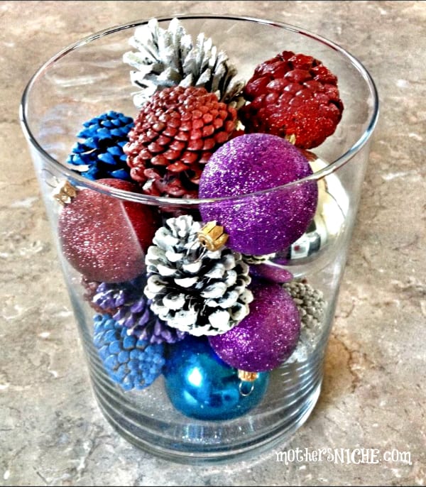 painted pine cones make a cheap and easy decoration