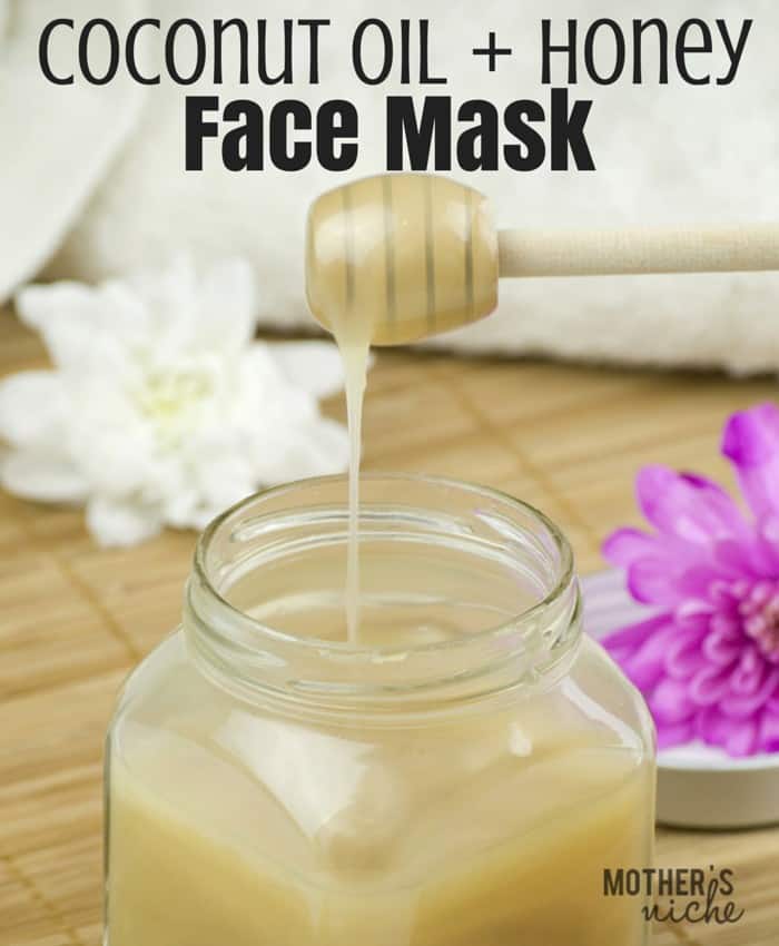 This facial mask recipe is so easy and SO GOOD for your skin. Brightens face, shrinks pores, anti-bacterial, anti-fungal, reduces aging, and much more!