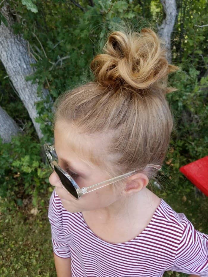 How to do a messy bun really quickly on little girls